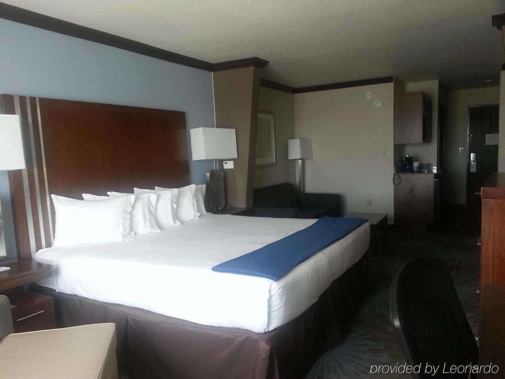Holiday Inn Express & Suites San Antonio Nw Near Seaworld, An Ihg Hotel Exterior foto